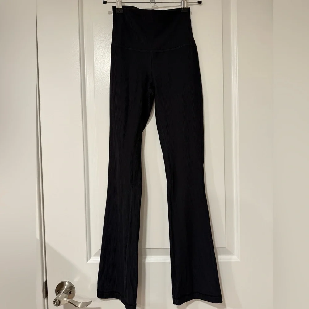 Lululemon Athletica Black Ribbed Flare Pants Size- 2